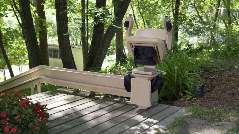 Mesa Outside Bruno CRE2110E Elite Curved custom chairlift for outdoor